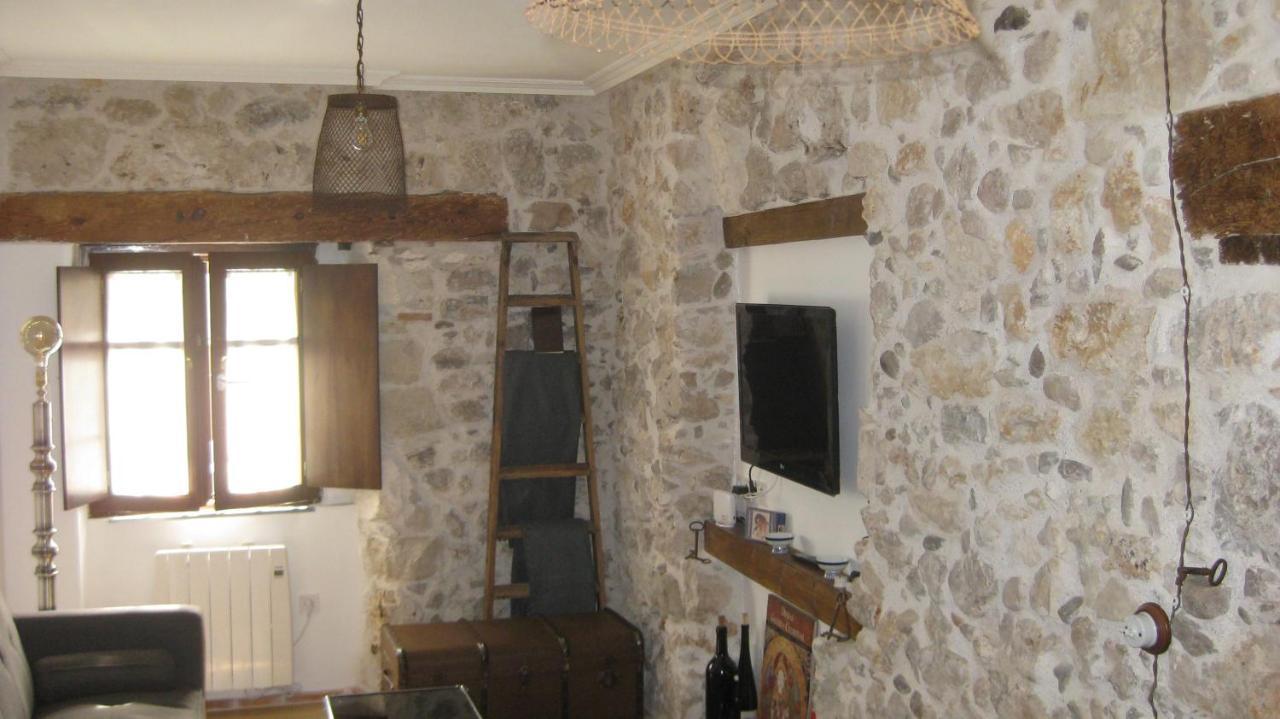 Alojamiento De Piedra Con Encanto Burgo Екстериор снимка