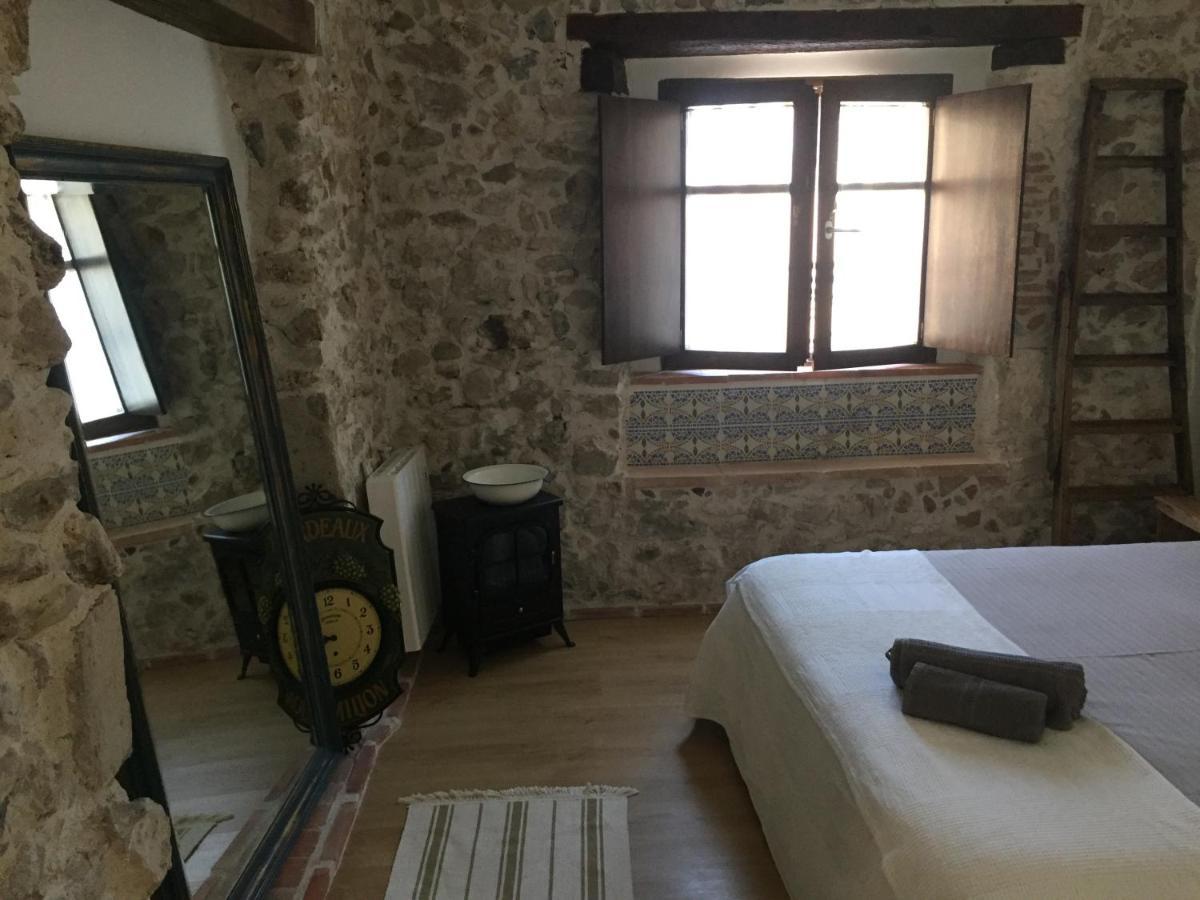 Alojamiento De Piedra Con Encanto Burgo Екстериор снимка
